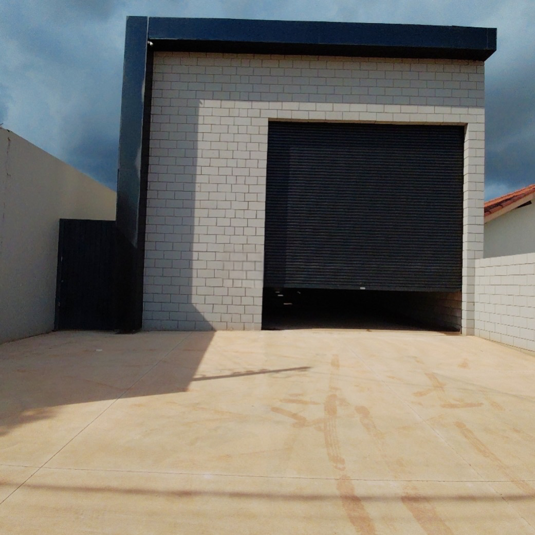 Barracão comercial na Avenida Sobral
